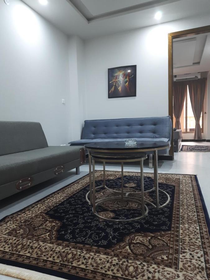 רוואלפינדי Northern Suites Bahria Town מראה חיצוני תמונה