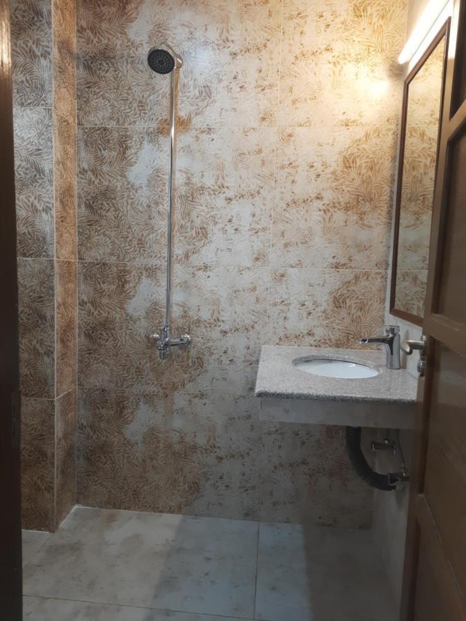 רוואלפינדי Northern Suites Bahria Town מראה חיצוני תמונה