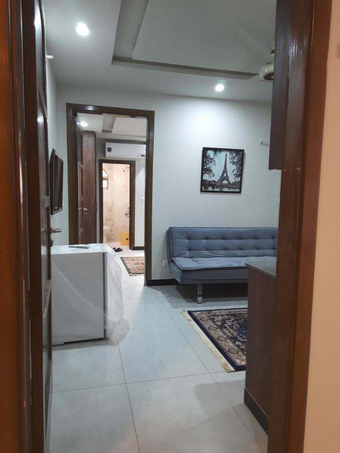 רוואלפינדי Northern Suites Bahria Town מראה חיצוני תמונה
