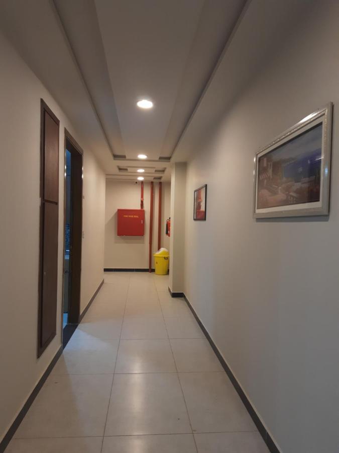 רוואלפינדי Northern Suites Bahria Town מראה חיצוני תמונה